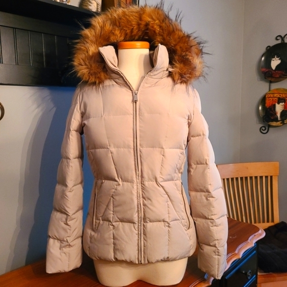 Calvin Klein Puffer jacket - Picture 1 of 8